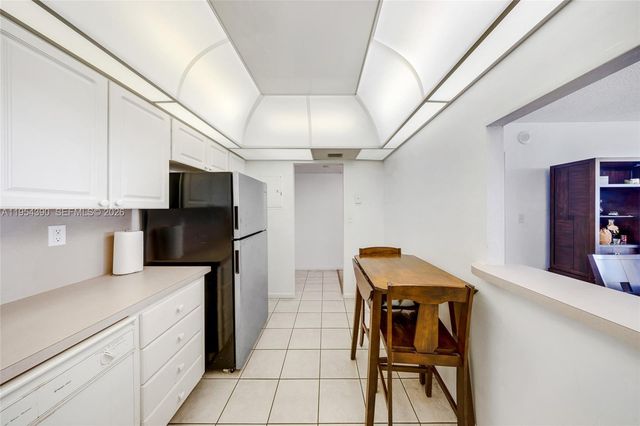 19370 Collins Avenue 502, Sunny Isles Beach, FL 33160