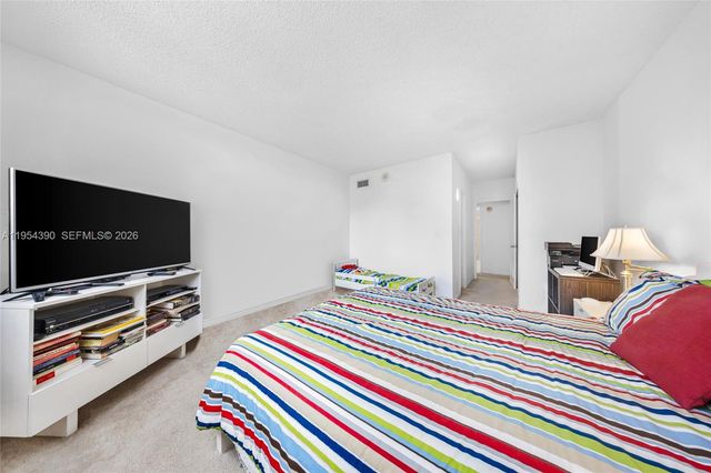 19370 Collins Avenue 502, Sunny Isles Beach, FL 33160