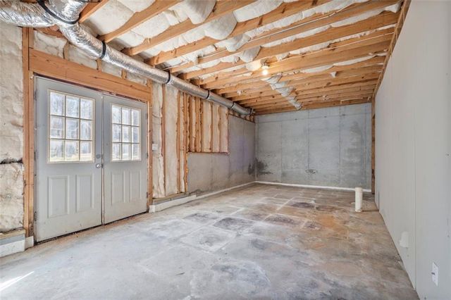 680 SOMERSET VALE Drive, Lawrenceville, GA 30044