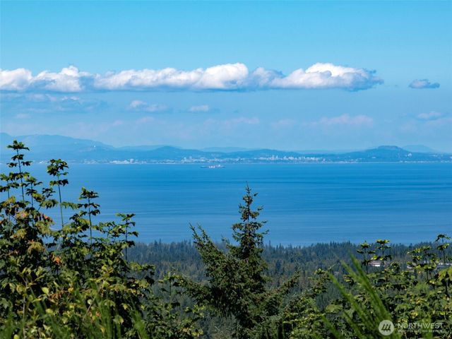 596 Watershed, Port Angeles, WA 98362
