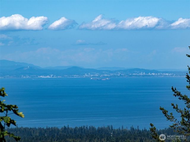 596 Watershed, Port Angeles, WA 98362