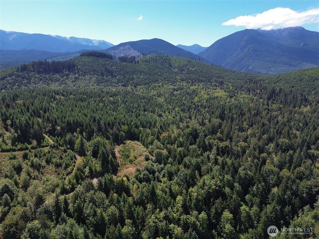 596 Watershed, Port Angeles, WA 98362