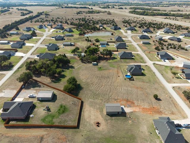 2501 Gallant Fox Terrace, Guthrie, OK 73044