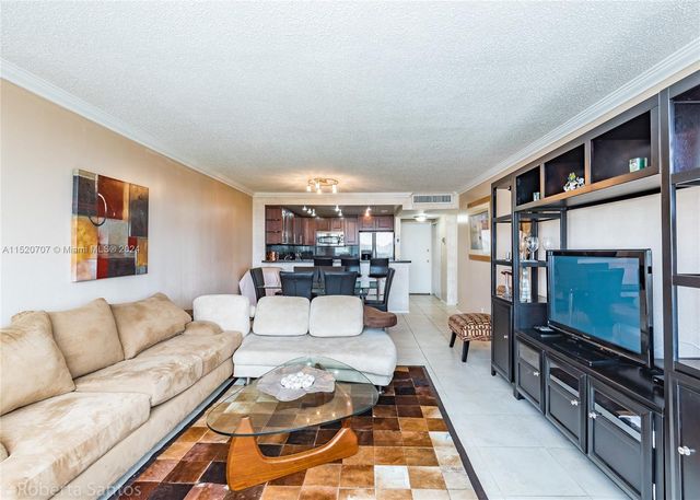 3180 S Ocean Dr 422, Hallandale Beach, FL 33009