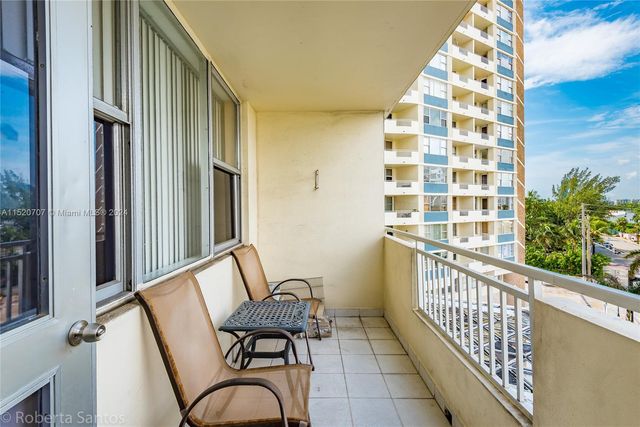 3180 S Ocean Dr 422, Hallandale Beach, FL 33009