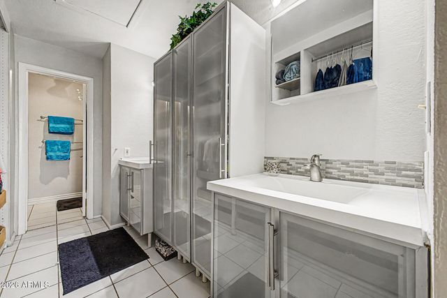 510 E WESCOTT Drive, Phoenix, AZ 85024