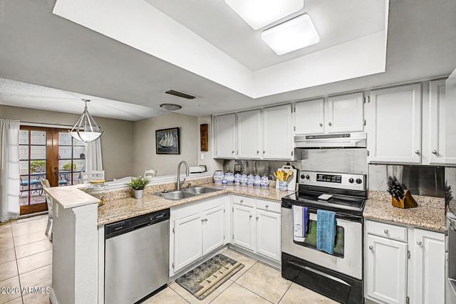 510 E WESCOTT Drive, Phoenix, AZ 85024