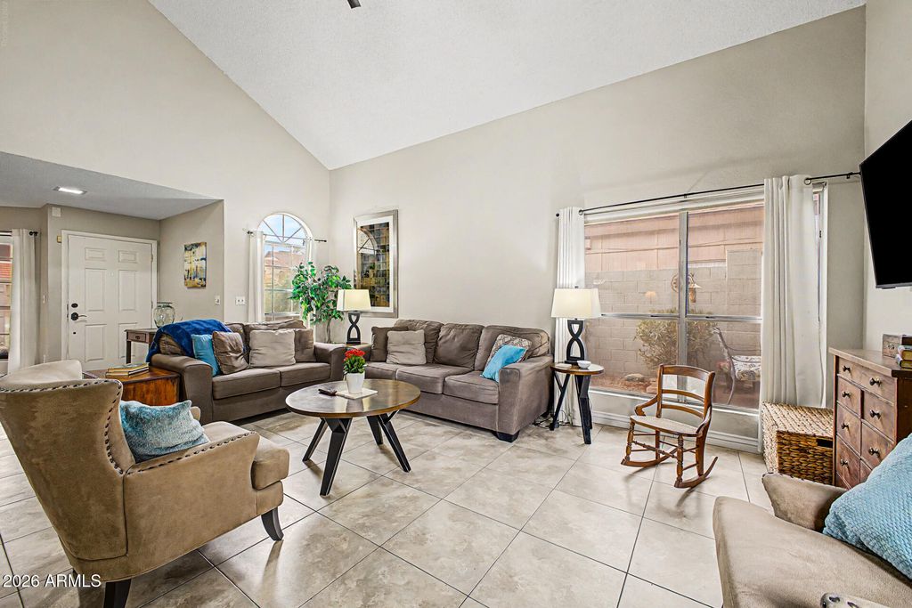 510 E WESCOTT Drive, Phoenix, AZ 85024 — photo 4