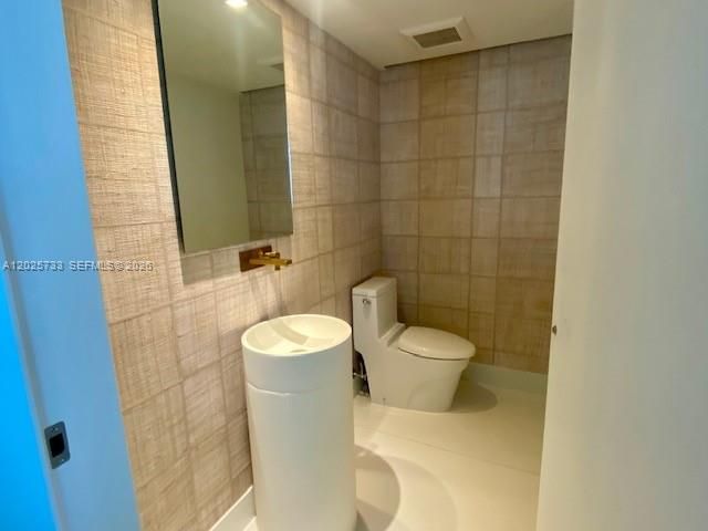 3951 S Ocean Drive 501, Hollywood, FL 33019