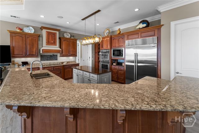 12 Bluff View Drive, Richmond Hill, GA 31324