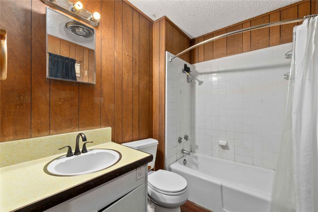 1810 9th Street, Brownwood, TX 76801