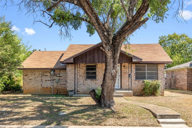 1810 9th Street, Brownwood, TX 76801