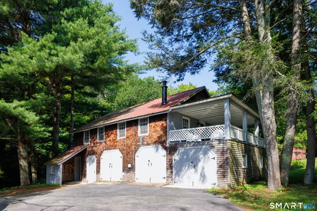 509 Weekeepeemee Road, Woodbury, CT 06798