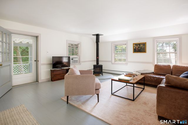 509 Weekeepeemee Road, Woodbury, CT 06798