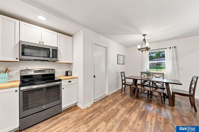5206 Melrose Avenue, Lincoln, NE 68506