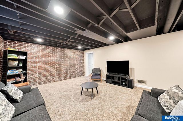 5206 Melrose Avenue, Lincoln, NE 68506