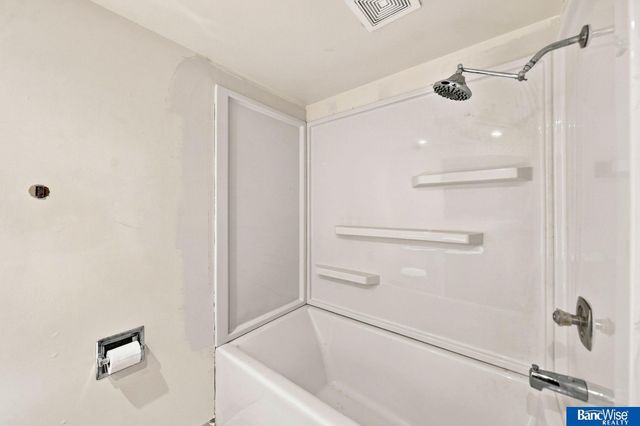 5206 Melrose Avenue, Lincoln, NE 68506