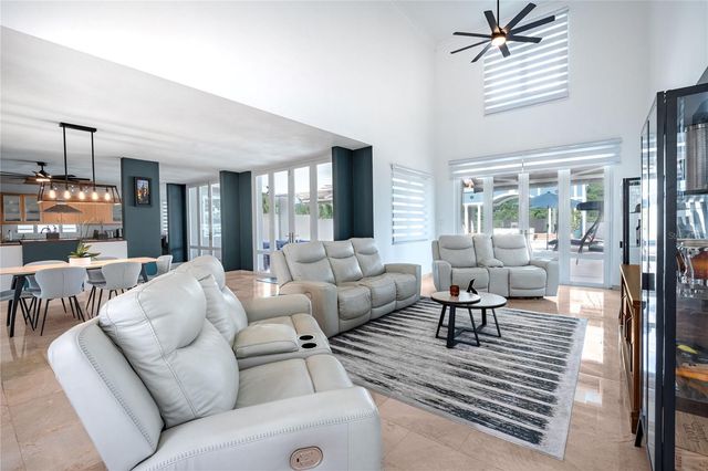 A7 Alcazar Caguas Real A7 ALCAZAR CAGUAS REAL, Caguas, PR 00725