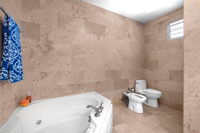 A7 Alcazar Caguas Real A7 ALCAZAR CAGUAS REAL, Caguas, PR 00725