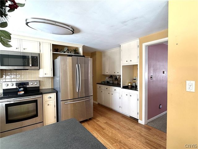 2 Bermuda Road, Whitestown, NY 13492