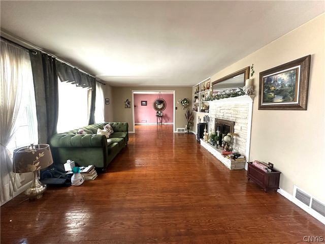 2 Bermuda Road, Whitestown, NY 13492