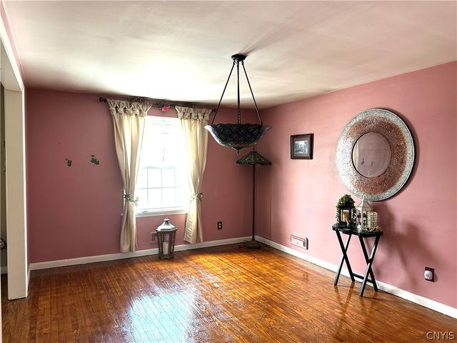 2 Bermuda Road, Whitestown, NY 13492