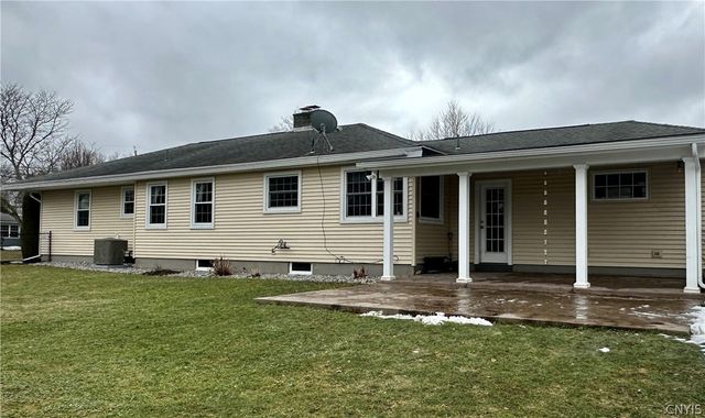 2 Bermuda Road, Whitestown, NY 13492