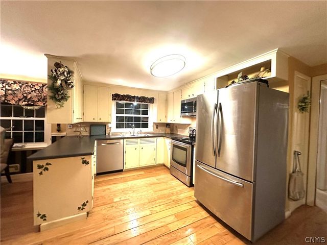 2 Bermuda Road, Whitestown, NY 13492