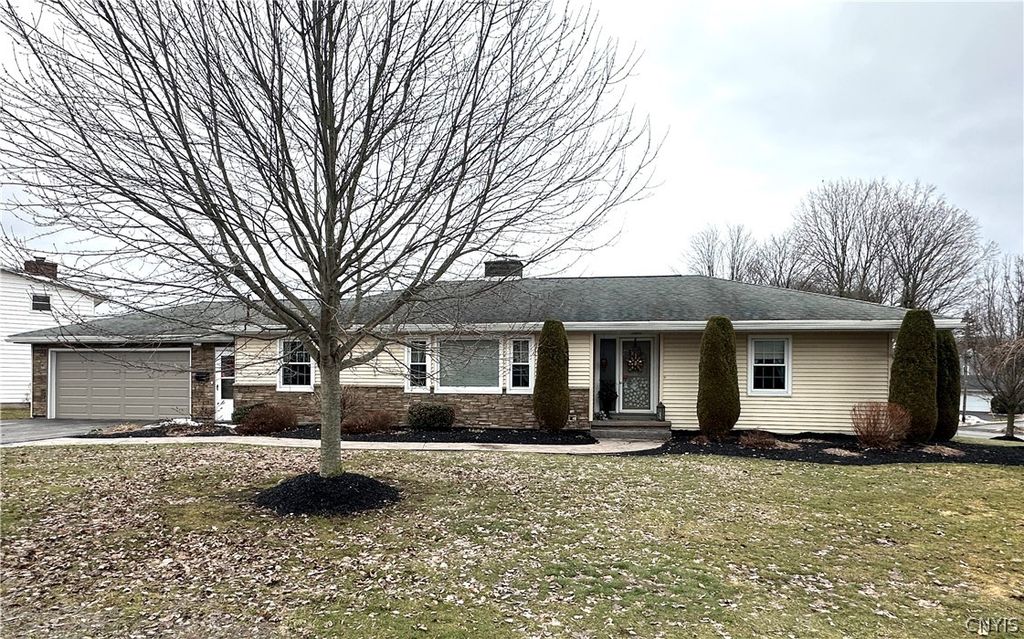 2 Bermuda Road, Whitestown, NY 13492