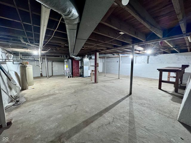 809 Curtis, Crawfordsville, IN 47933