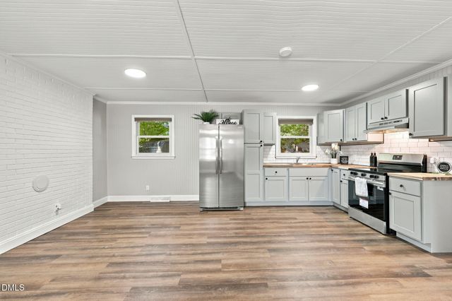 503 N Charles Street, Mebane, NC 27302