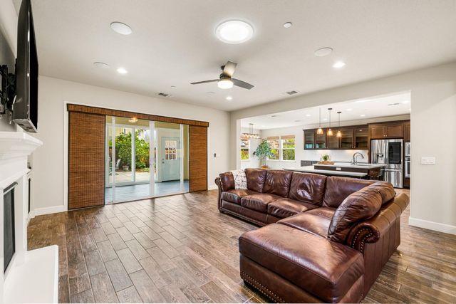 552 N Miraloma Ct, Mountain House, CA 95391