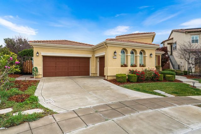 552 N Miraloma Ct, Mountain House, CA 95391