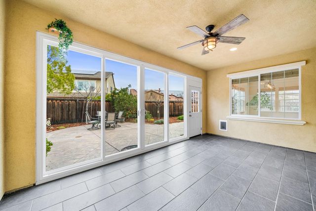 552 N Miraloma Ct, Mountain House, CA 95391