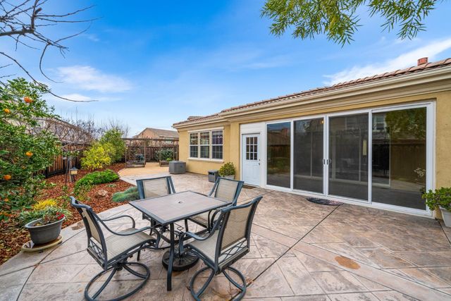 552 N Miraloma Ct, Mountain House, CA 95391