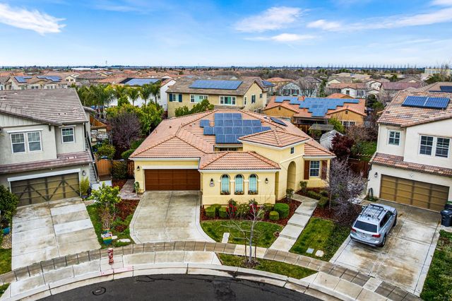 552 N Miraloma Ct, Mountain House, CA 95391