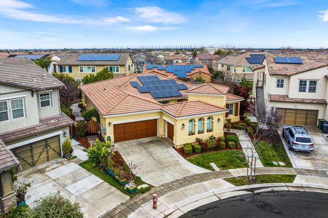 552 N Miraloma Ct, Mountain House, CA 95391