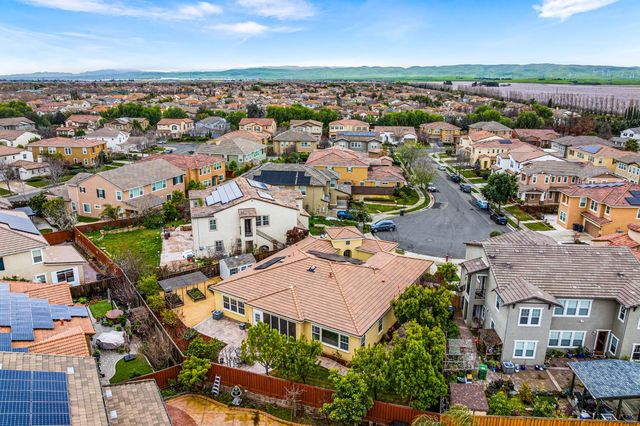 552 N Miraloma Ct, Mountain House, CA 95391