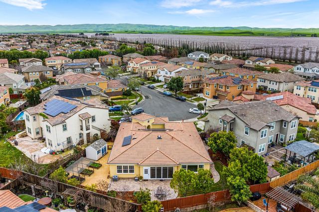 552 N Miraloma Ct, Mountain House, CA 95391