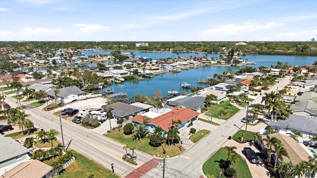 7891 4TH AVENUE S, St Petersburg, FL 33707