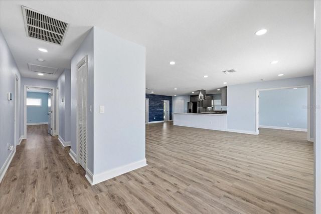 7891 4TH AVENUE S, St Petersburg, FL 33707