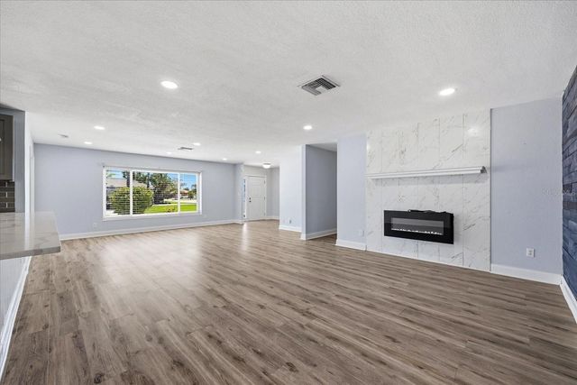 7891 4TH AVENUE S, St Petersburg, FL 33707