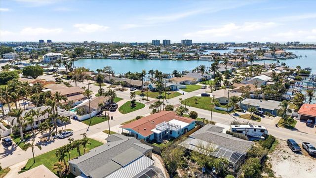 7891 4TH AVENUE S, St Petersburg, FL 33707