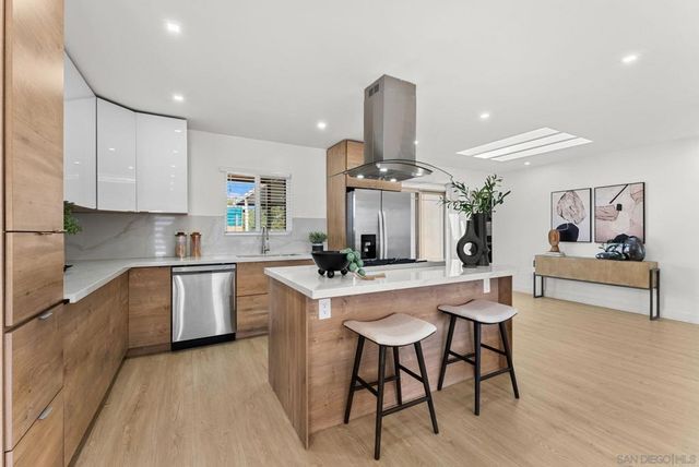 6844 Missy Ct, San Diego, CA 92115