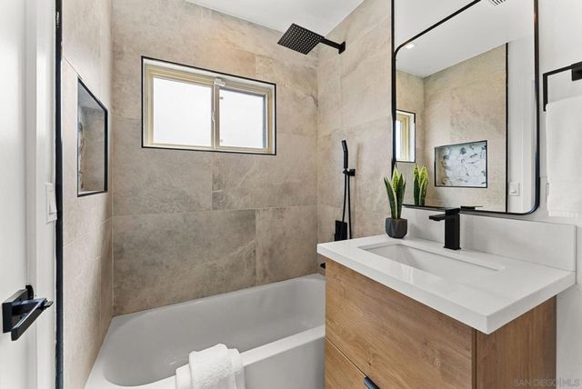 6844 Missy Ct, San Diego, CA 92115