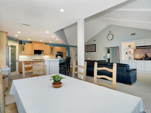 24312 Chrisanta Dr, Mission Viejo, CA 92691