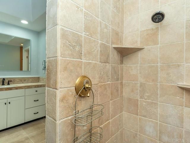 24312 Chrisanta Dr, Mission Viejo, CA 92691