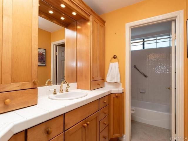 24312 Chrisanta Dr, Mission Viejo, CA 92691