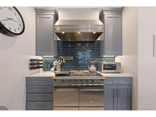 425 N Franklin St, Denver, CO 80218