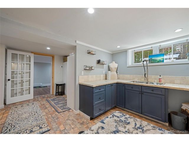425 N Franklin St, Denver, CO 80218